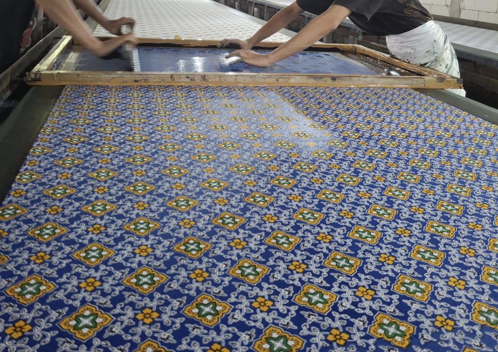 seragam batik