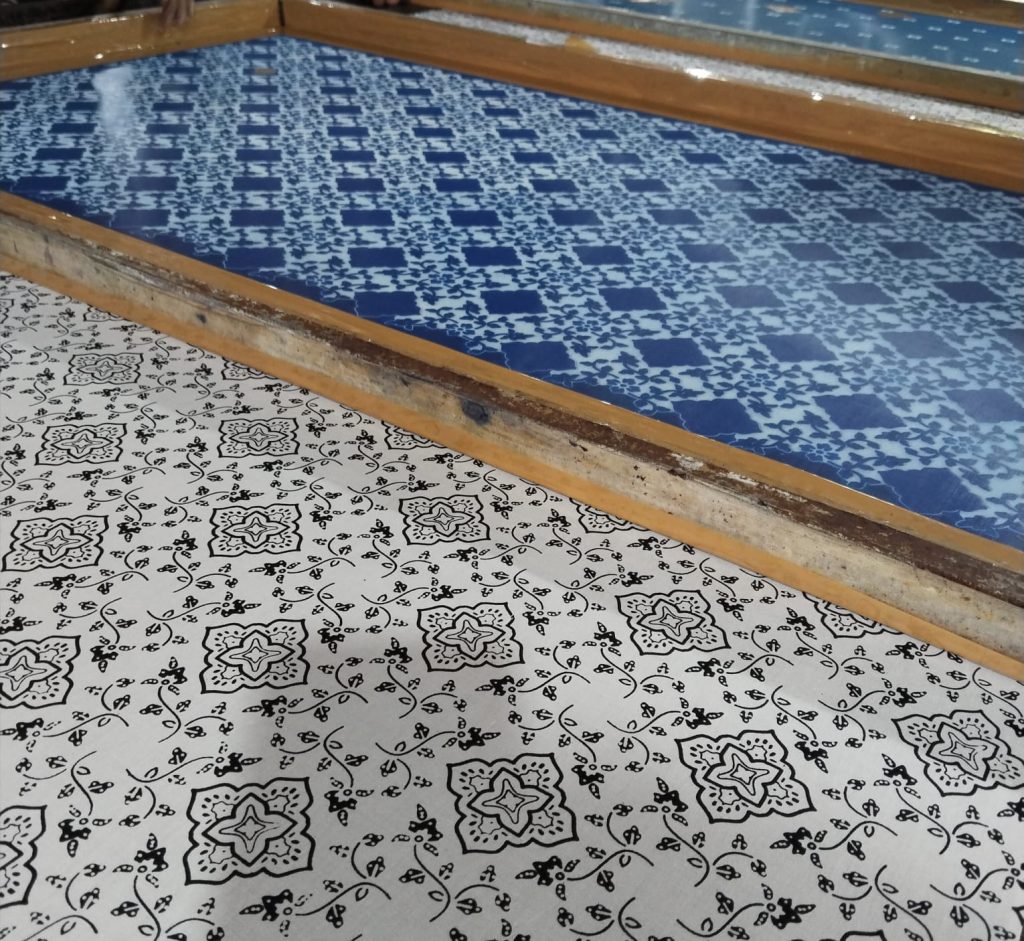 seragam batik
